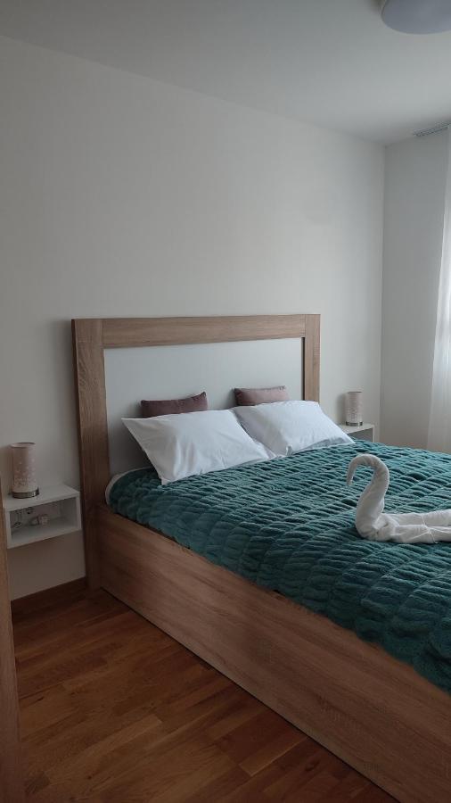 Apartmani Stari Aerodrom Podgoriçe Dış mekan fotoğraf